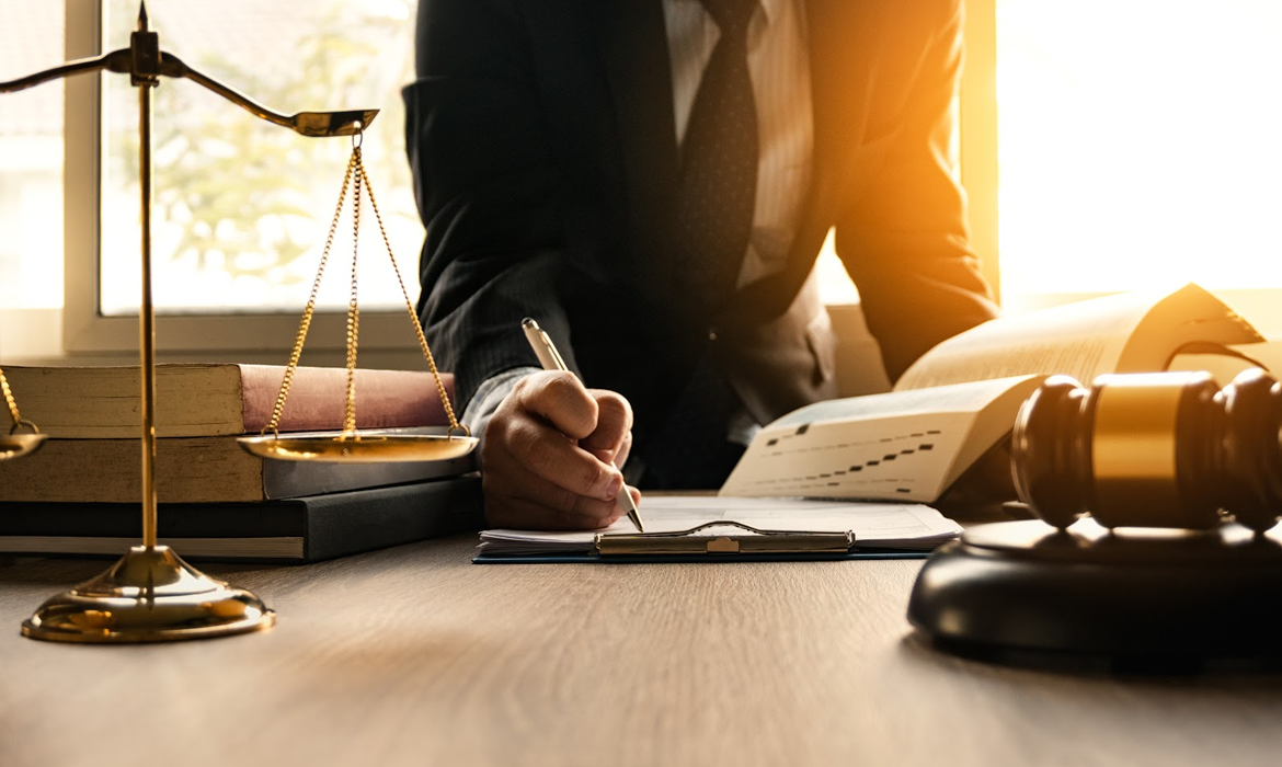 Advogados Associados S.A.